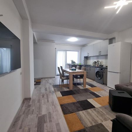 Sorinapartament Leilighet Braşov Eksteriør bilde